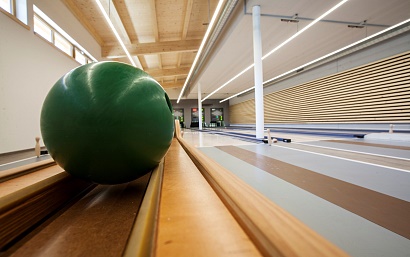 Bowling alley